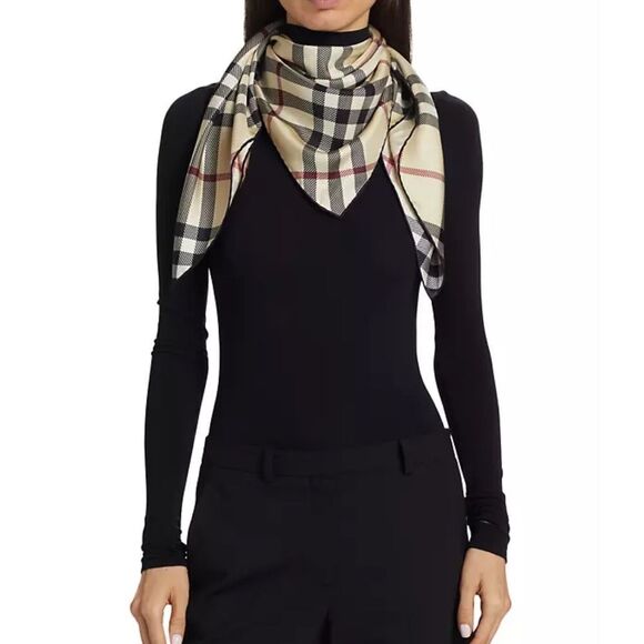 Burberry Large Vintage Check Silk Square 90 X 90 Stone $ 599.00 NWT - Picture 1 of 8